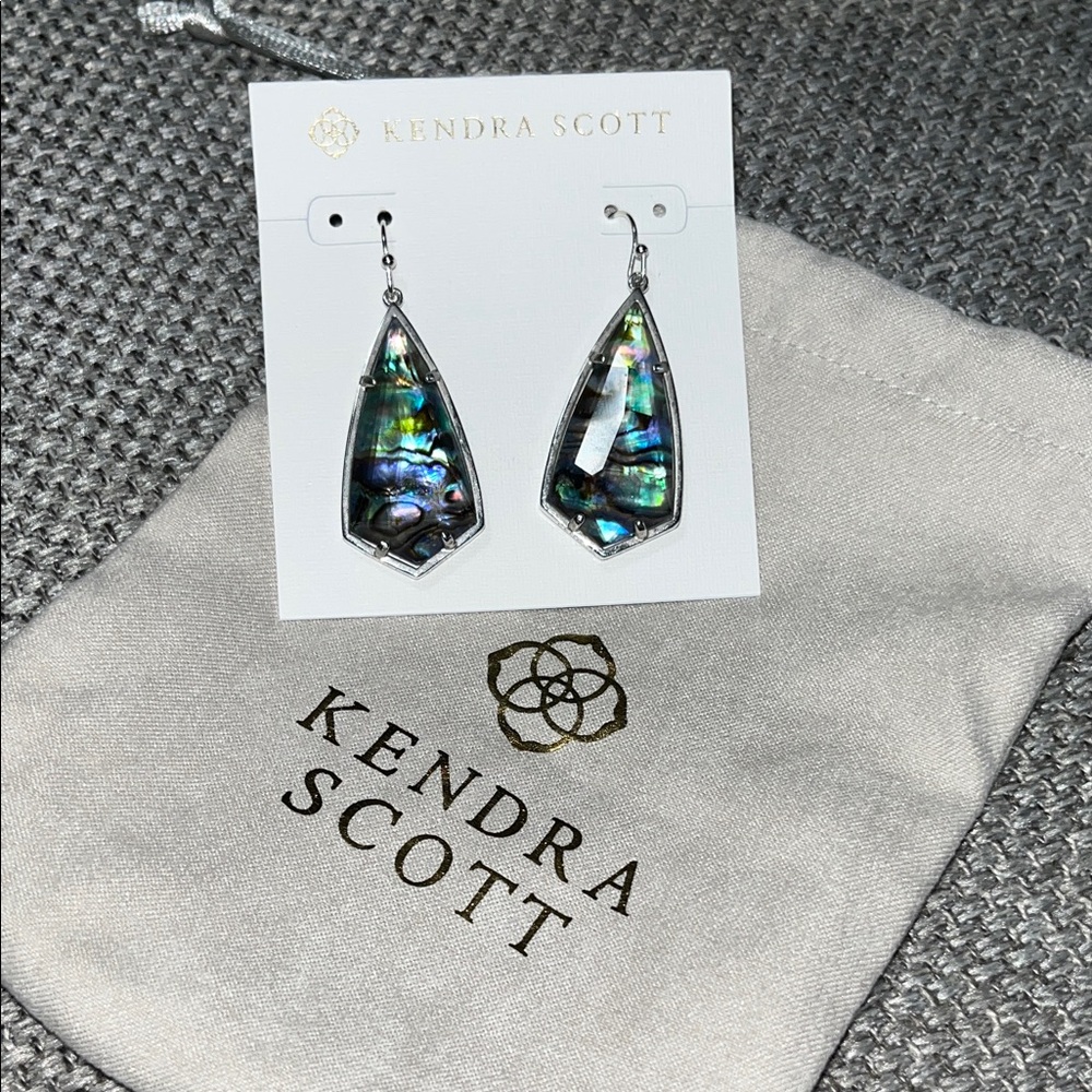 Kendra Scott Camry Drop Earrings